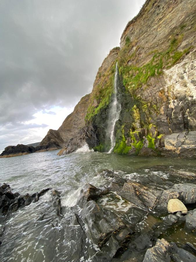 Wild Coastal Retreat At Troed Y Rhiw Aberporth, West Walesヴィラ エクステリア 写真