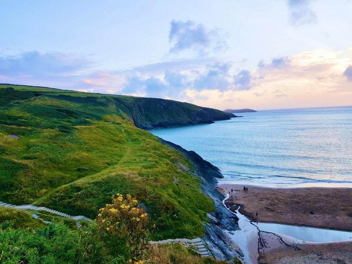 Wild Coastal Retreat At Troed Y Rhiw Aberporth, West Walesヴィラ エクステリア 写真